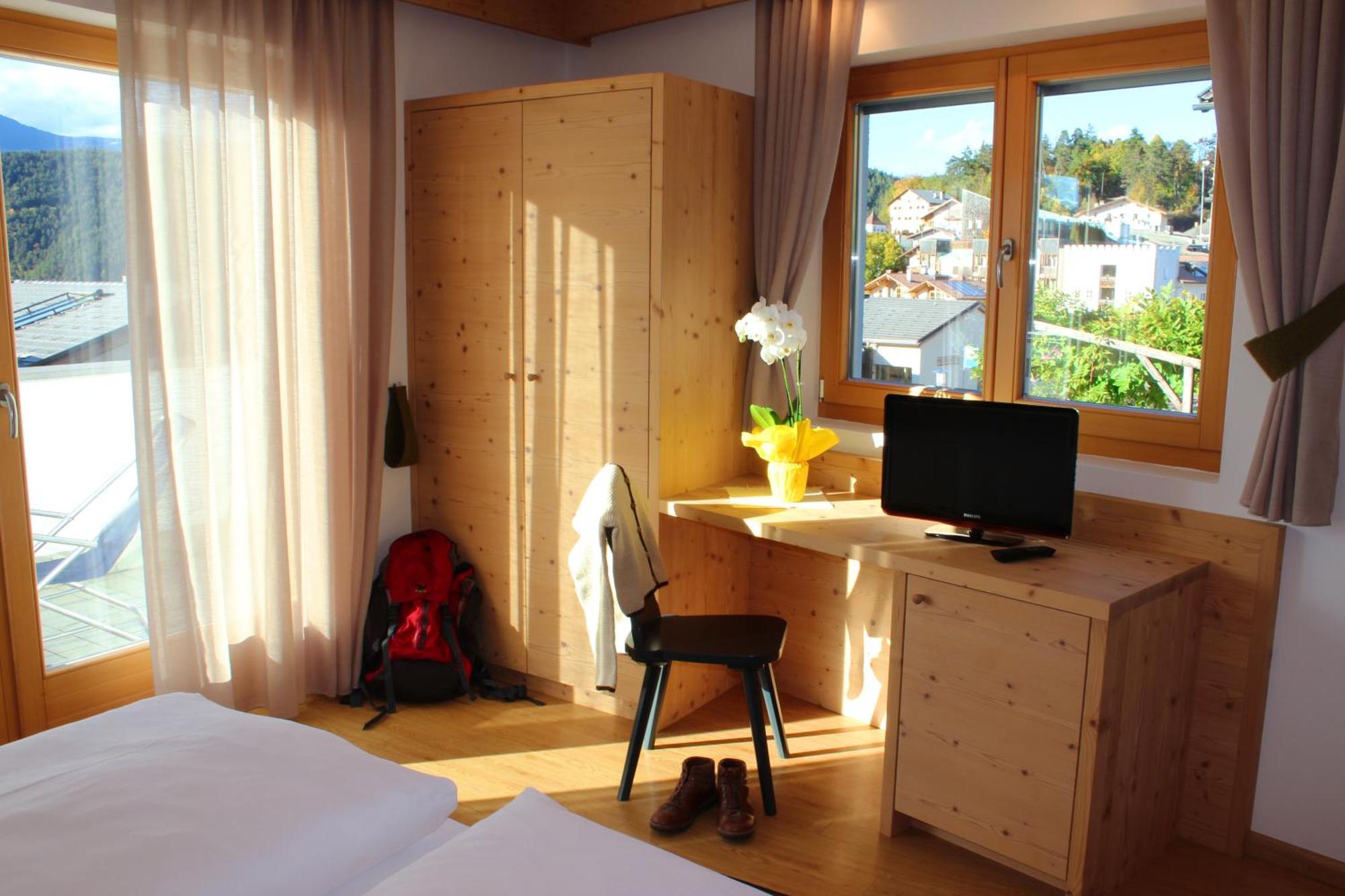 Hotel Garni Doris Castelrotto Quarto foto