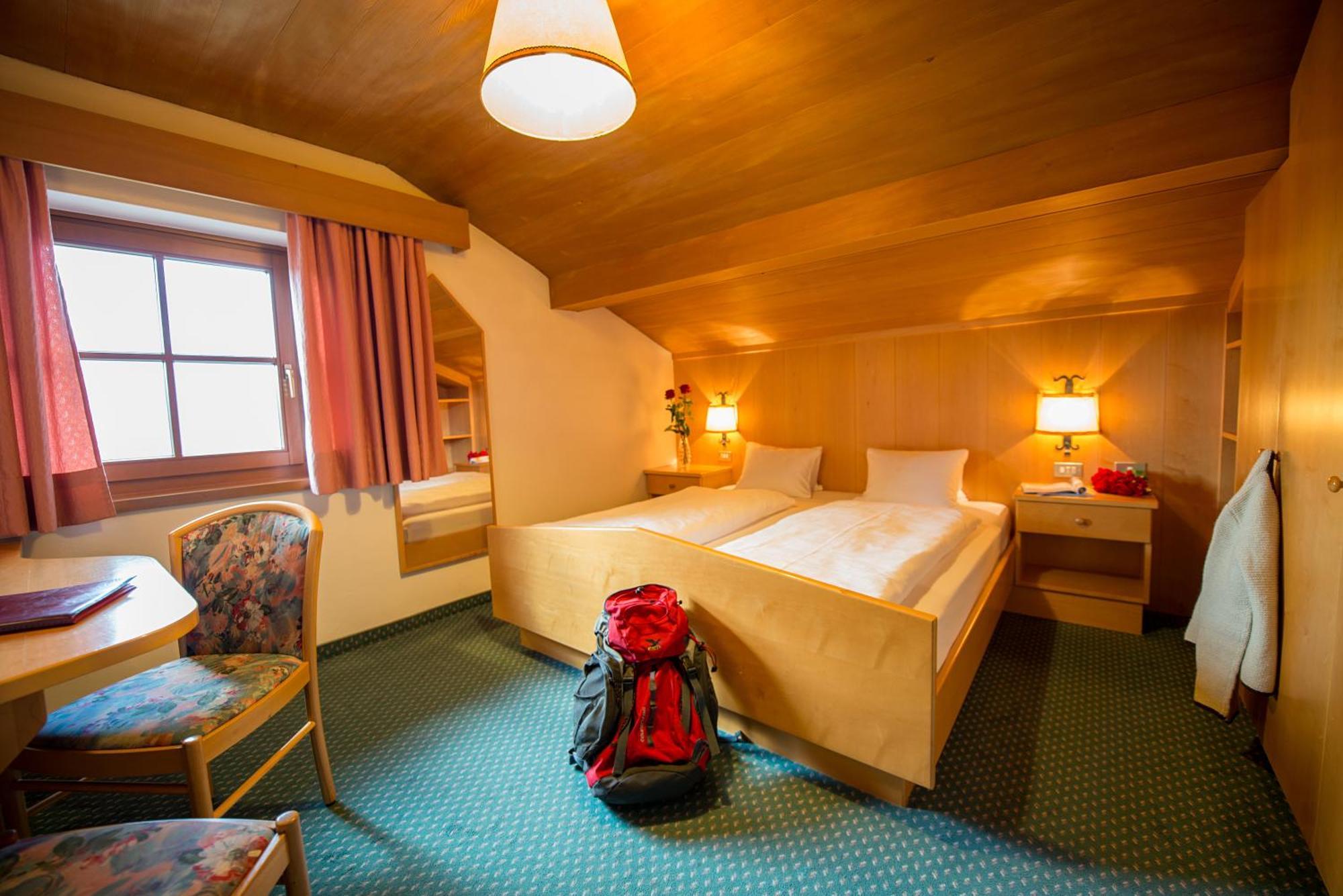 Hotel Garni Doris Castelrotto Quarto foto