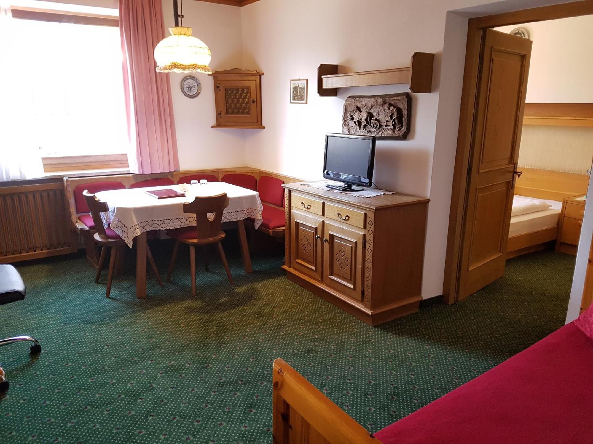Hotel Garni Doris Castelrotto Quarto foto