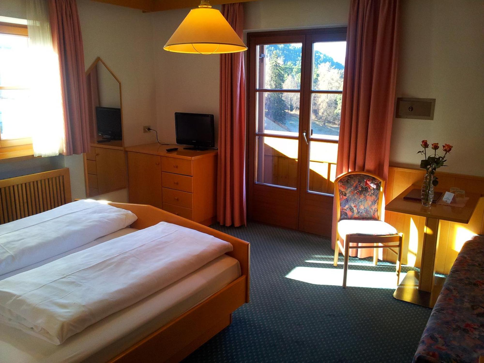 Hotel Garni Doris Castelrotto Quarto foto
